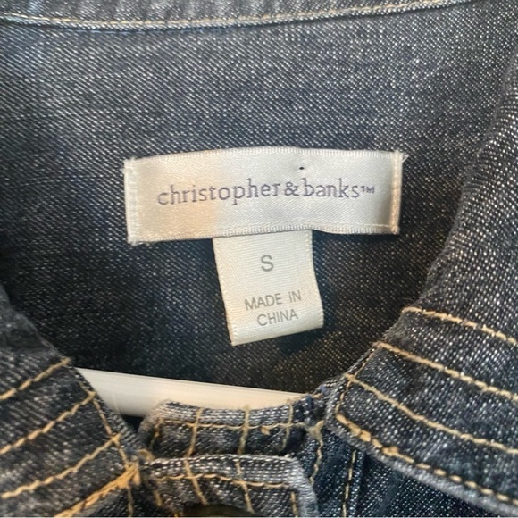 Christopher & Banks Denim w/ Animal Print Buttons & Double Topstitch Size S - Picture 6 of 9